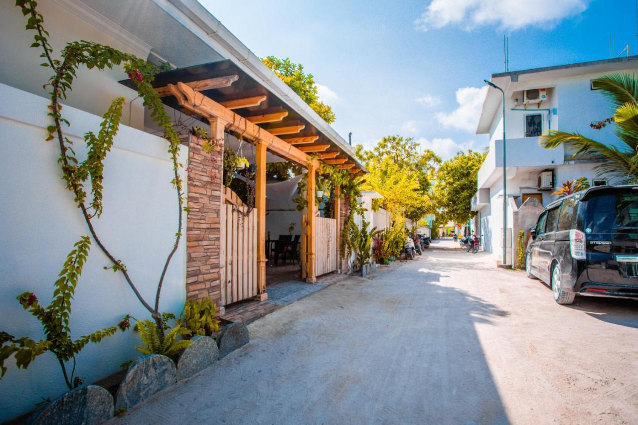 Hotel Alaika Maafushi Zewnętrze zdjęcie